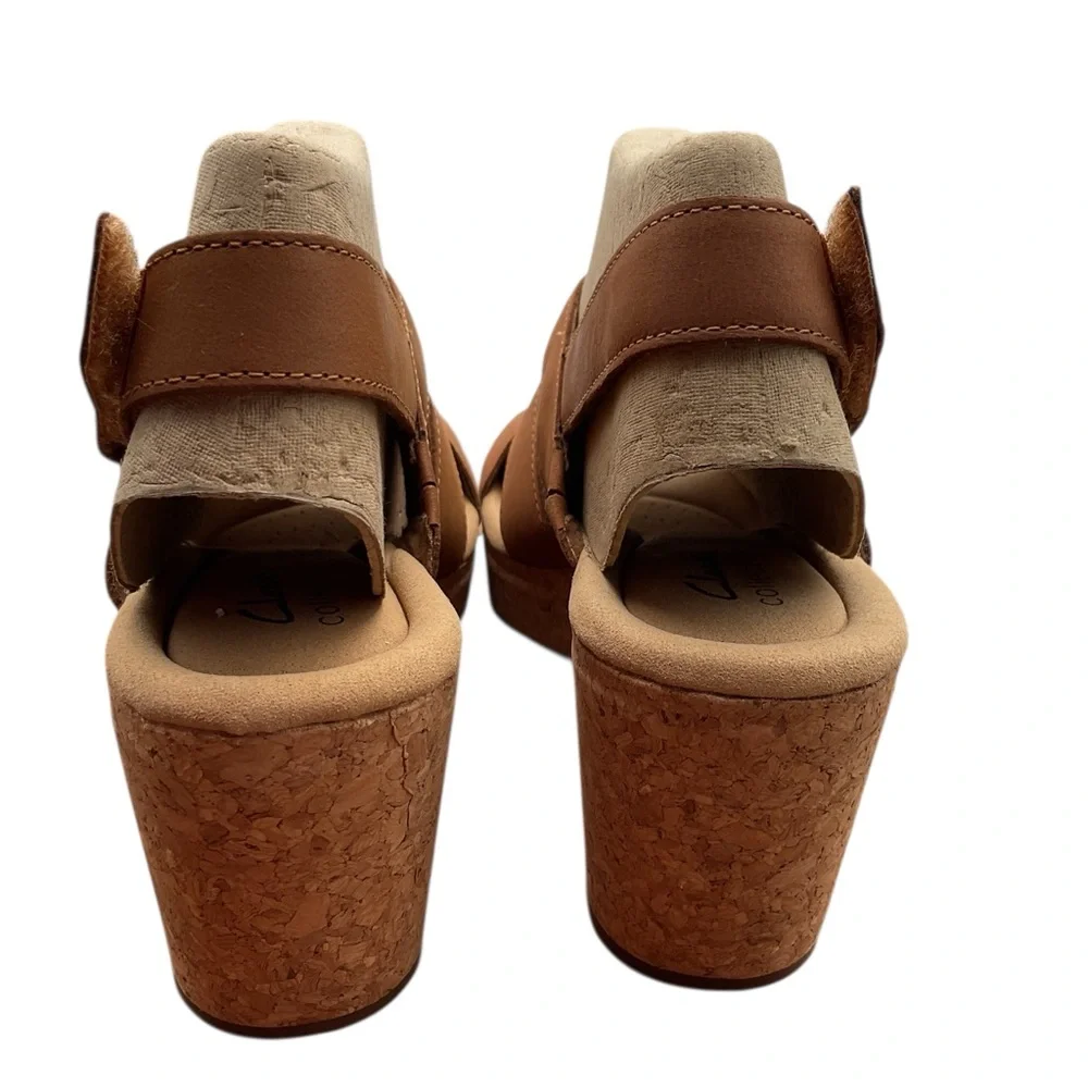 NWT Clarks Women's‎ Giselle Beach Sandals - Tan